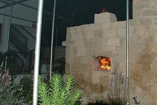 Lasa Heights Hotel Exterior photo