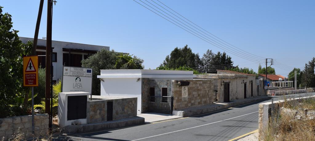 Lasa Heights Hotel Exterior photo