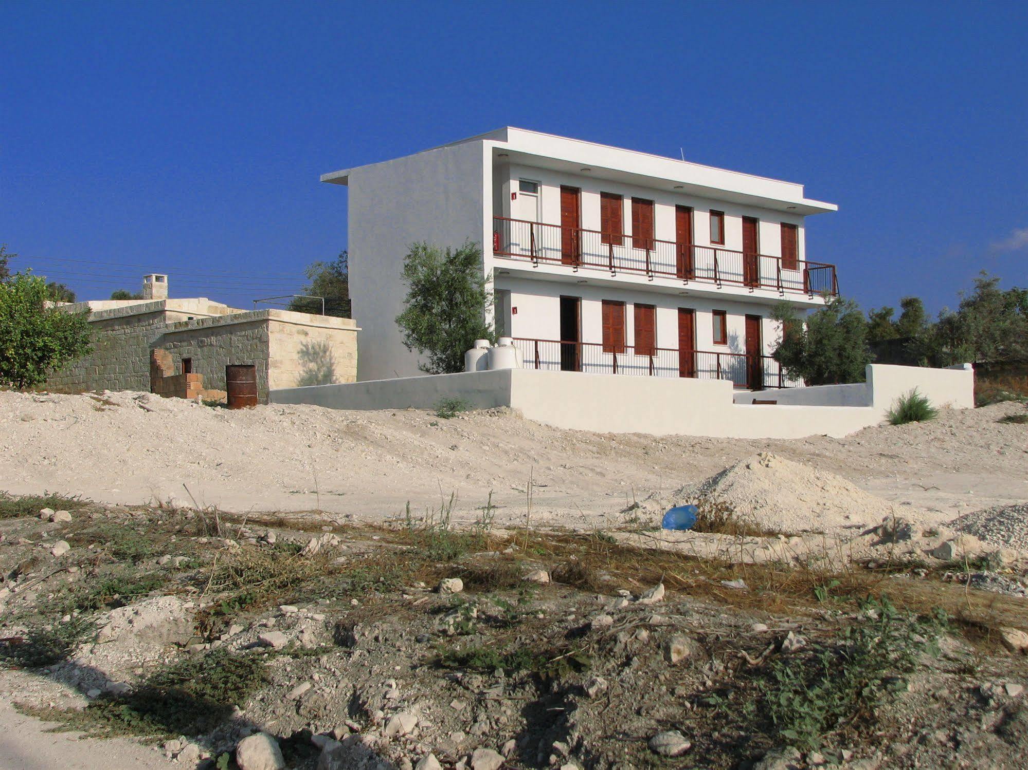 Lasa Heights Hotel Exterior photo